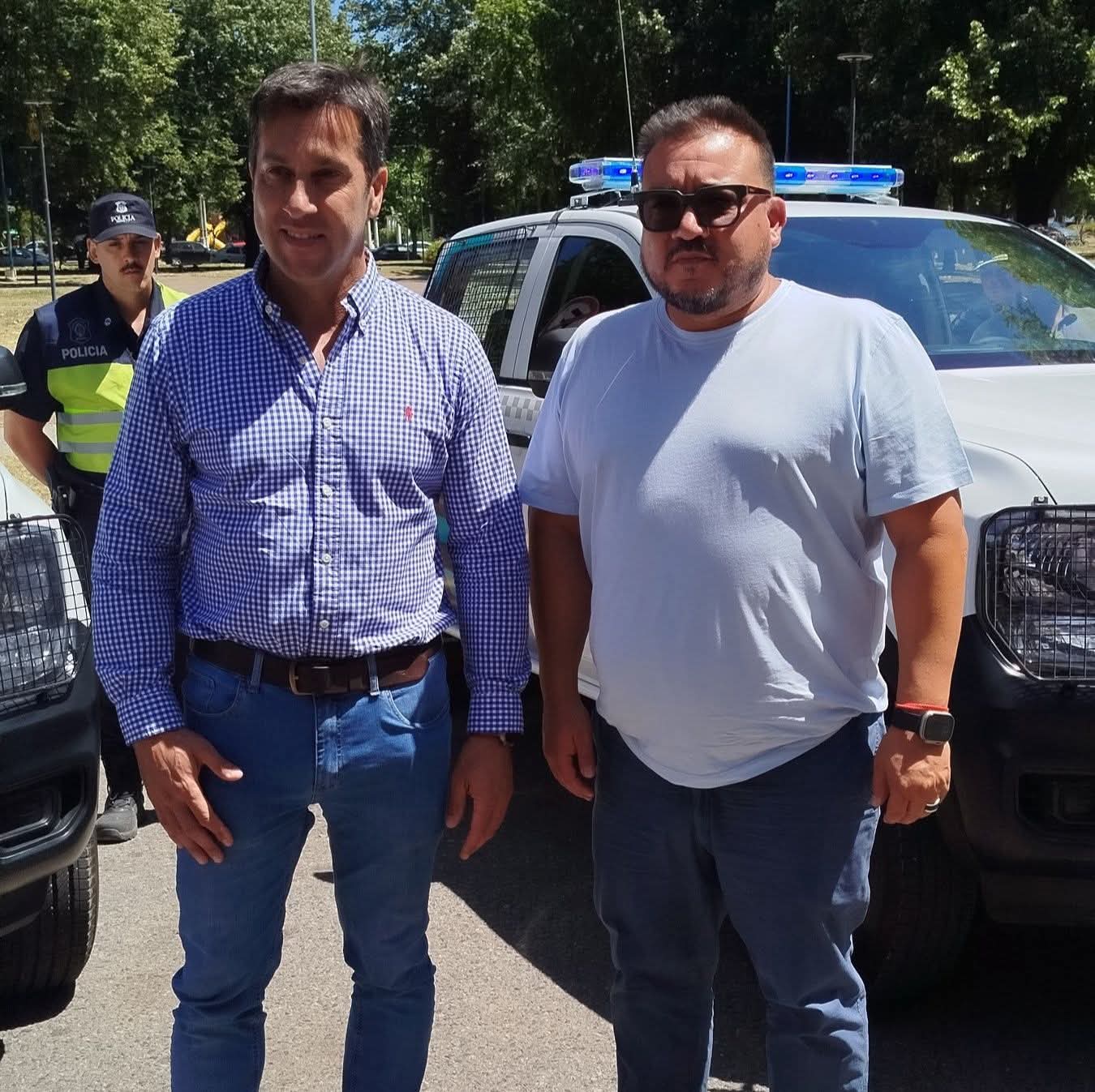 El intendente Arturo Rojas y el secretario provincial de Control policial, Federico Montero